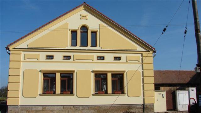 Pension Smetanuv Statek Hradec Králové المظهر الخارجي الصورة